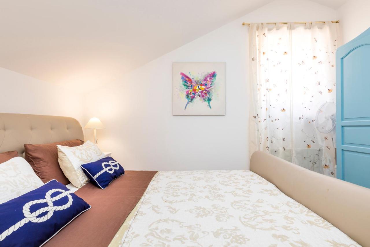 Apartments Priko 63 مالي لوشينغْ المظهر الخارجي الصورة